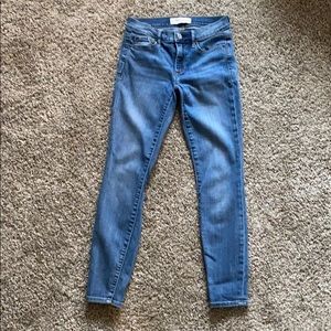 Gap True Skinny Jean